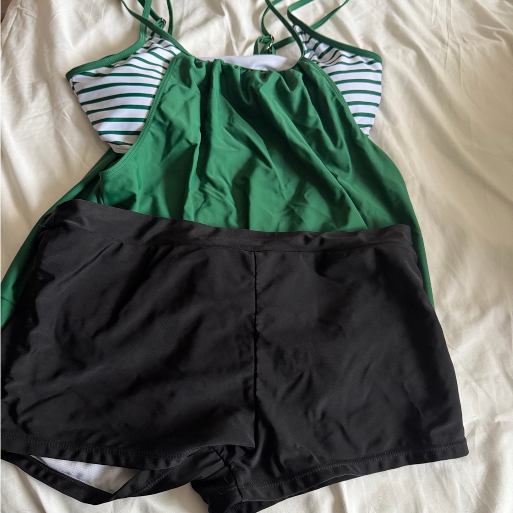 Amazon Green And Black Women's Bikini Set